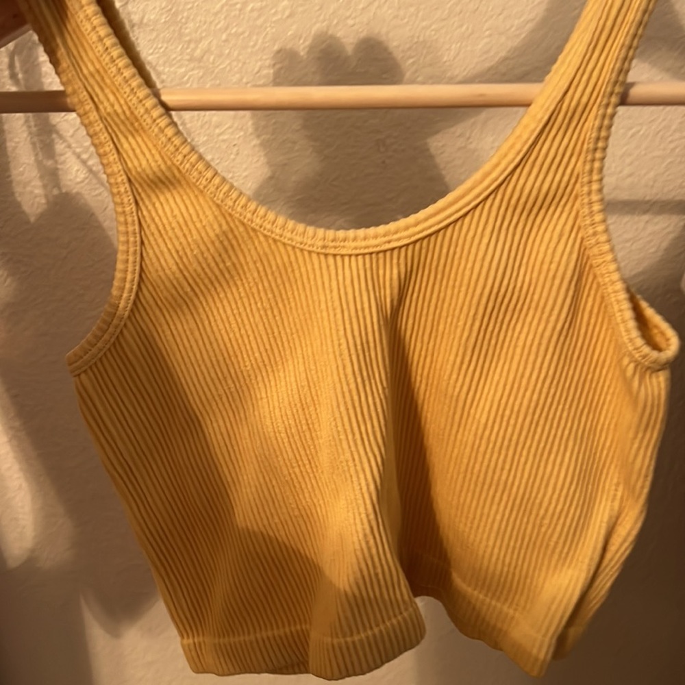 Yellow cotton on ribbed tank - Picture 2 of 3
